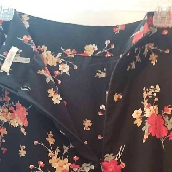 Soprano Black Floral Maxi Skirt - Picture 10 of 12